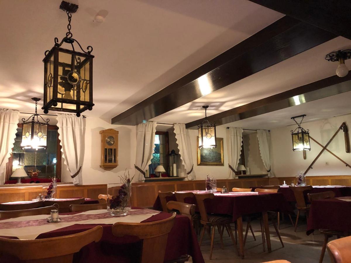 Gasthof Adler Schillingsfürst Екстериор снимка